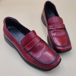 COACH Red Leather Square Toe Loafer Shoes Vintage  8.5 Women's